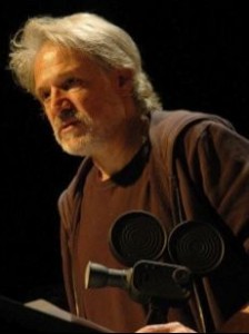 Xosé Abad, director del premiado documental ‘La huella de los abuelos’. /apegadadosavos.com