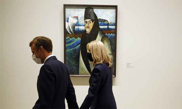 Obras de arte pertenecientes a museos rusos no pueden abandonar Francia debido al cierre del espacio aéreo