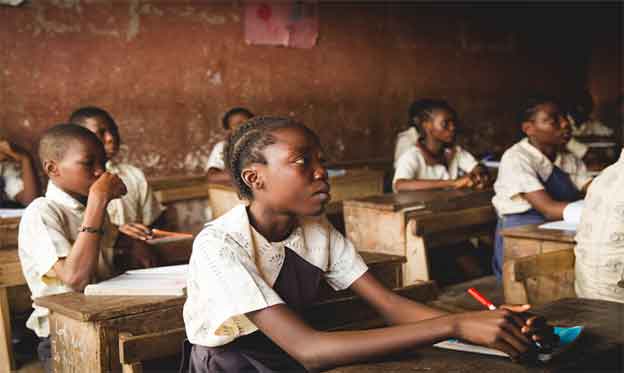La clave para prolongar la esperanza de vida en los países pobres no es el dinero: es la educación