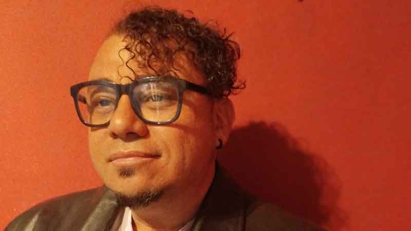 “Turisferia” de Samir Delgado obtiene el Premio de Ensayo Clavijo y Fajardo