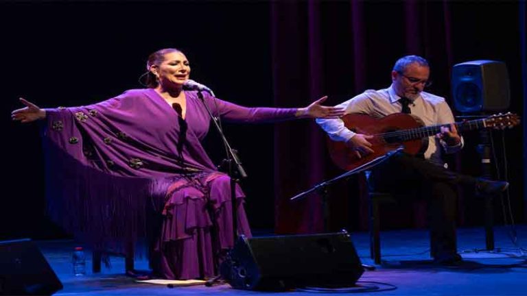 Fotos: Remedios Malvárez. Nuestro agradecimiento. UNA DAMA DEL FLAMENCO LLAMADA MARINA